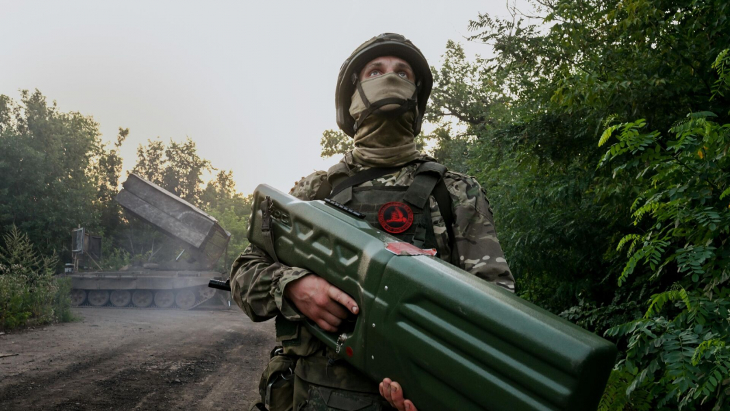 ФСБ: в небе над Донецком и Макеевкой за неделю сорвали 93 атаки БПЛА ВСУ